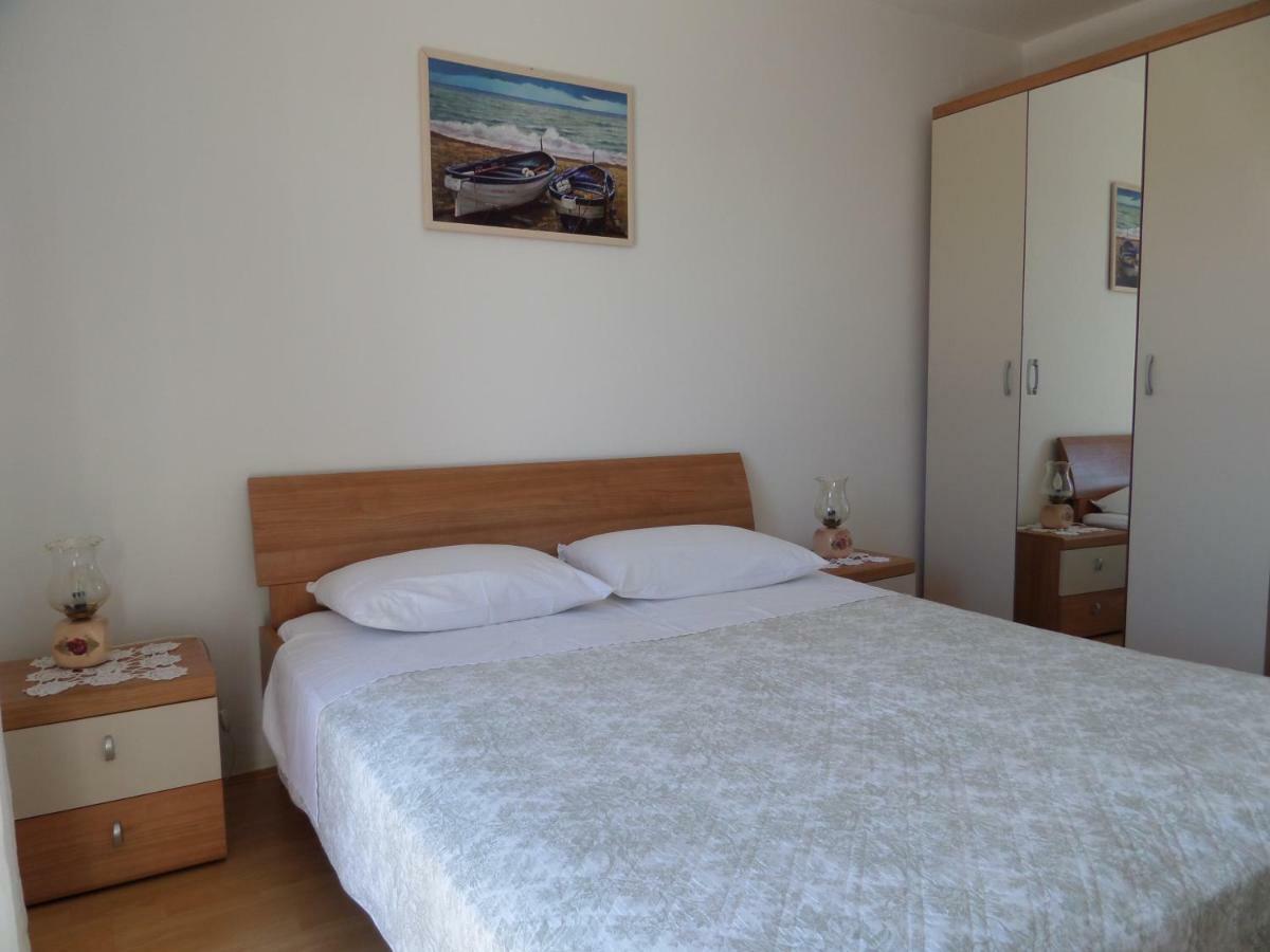 Apartmani Lili Mali Losinj Exterior photo
