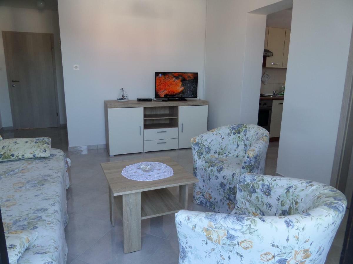 Apartmani Lili Mali Losinj Exterior photo