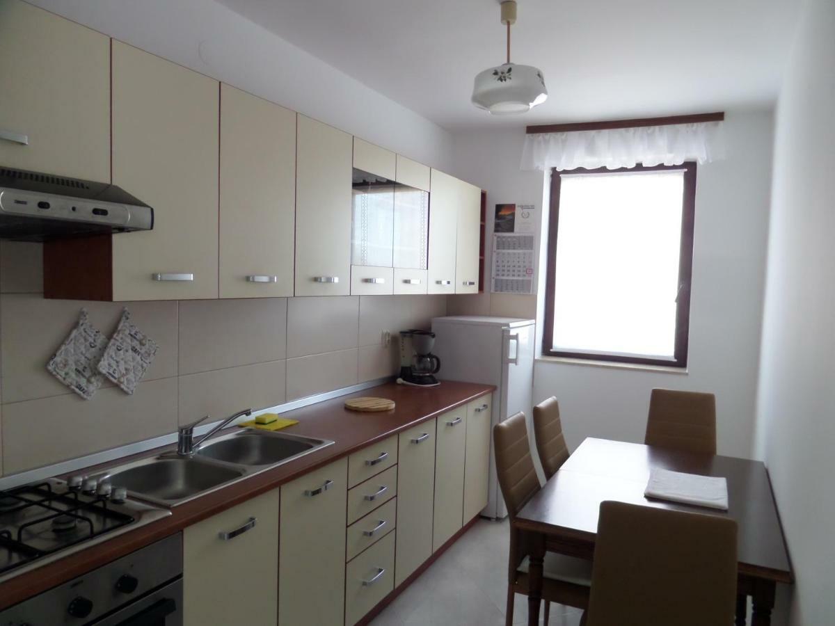 Apartmani Lili Mali Losinj Exterior photo